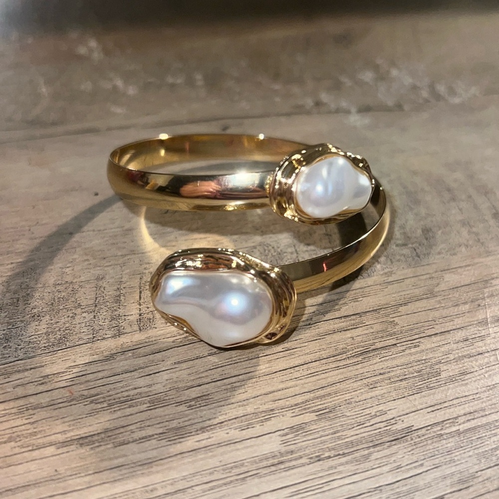 Gold Pearl Summer Costume Jewelry Bangle